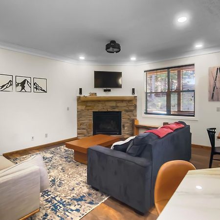 Bbc11 2 Story Townhouse In Black Bear Crossing With Slope Access Сноушу Екстериор снимка