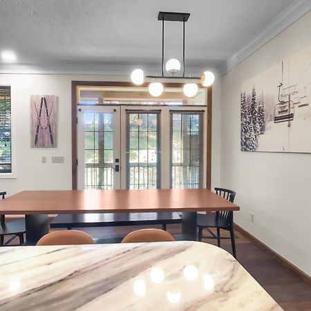 Bbc11 2 Story Townhouse In Black Bear Crossing With Slope Access Сноушу Екстериор снимка